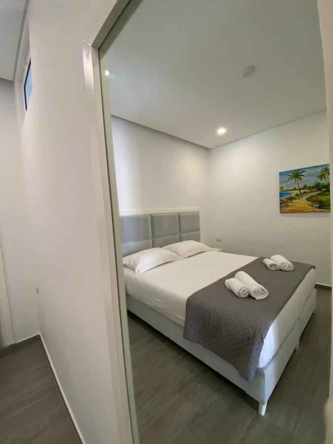 Edina By Hp Hotel Sarandë Exteriér fotografie